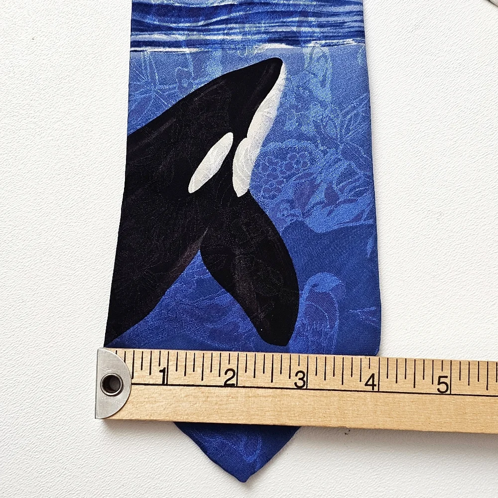 Endangered Species Orca Killer Whale 100% Silk Tie Ocean Novelty Vintage Tie